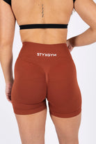 Short Untamed Maple Syrup - Styxgym